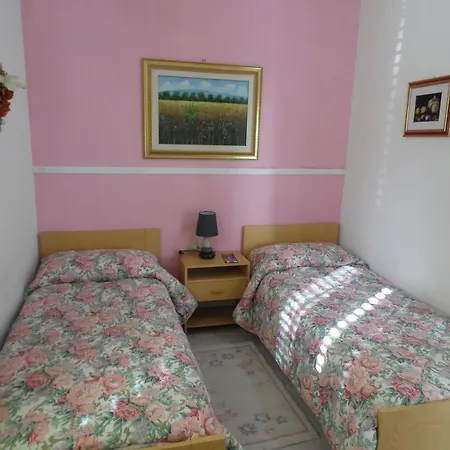 Bed & Breakfast Da Mintonia 住宿加早餐酒店 3*